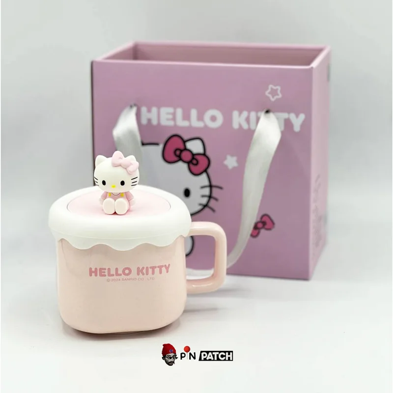 ماگ سرامیکی کادوئی طرح هلوکیتی با درب سیلیکونی